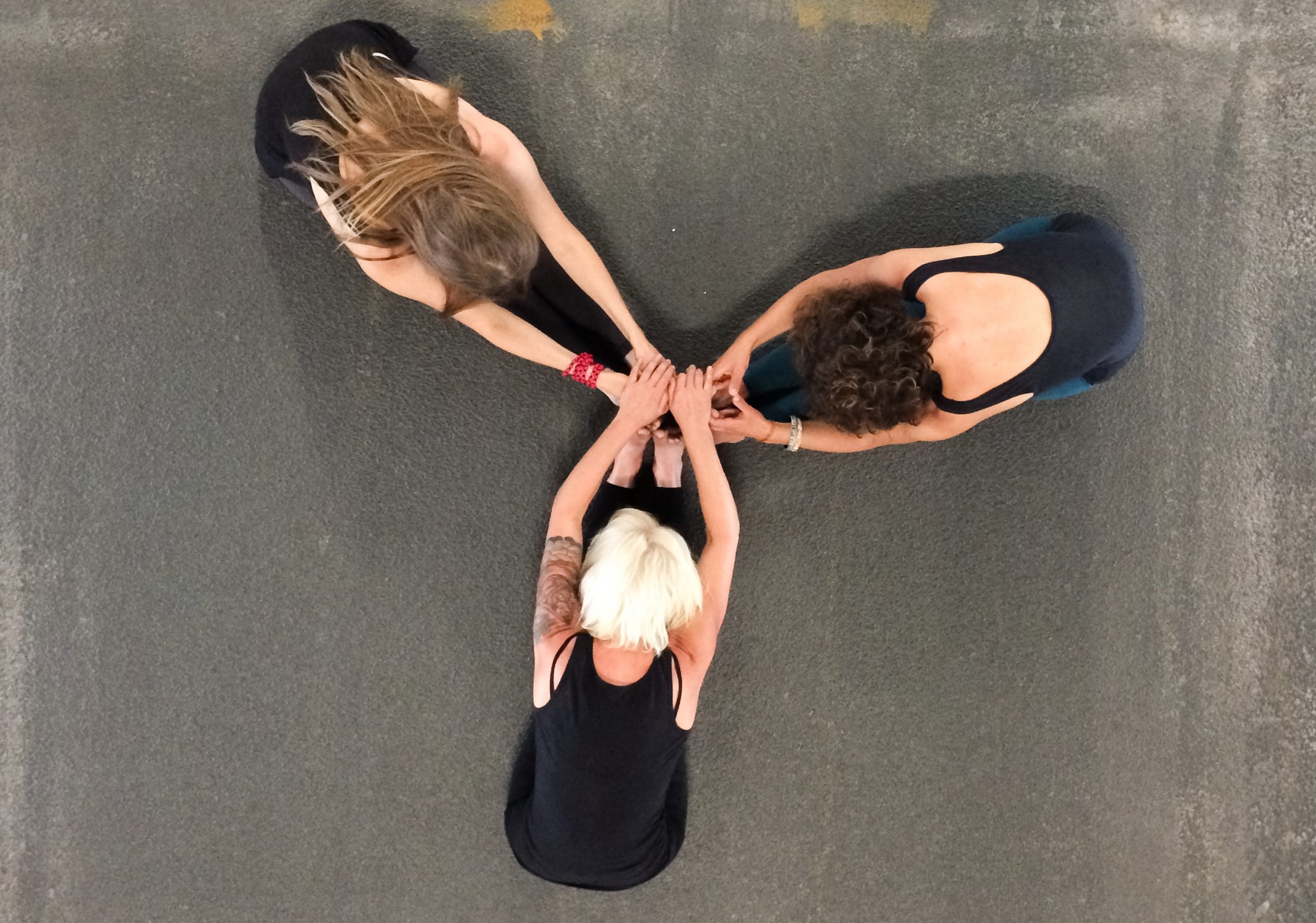 partneryoga, duoyoga, tessacusters, cheztes, muizenberg, kaapstad, nederland